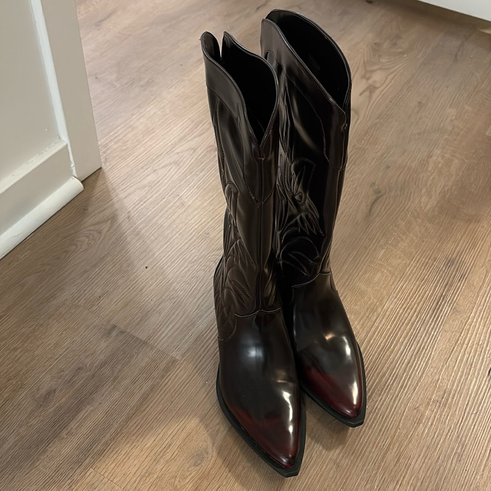 Zara burgundy cowboy boots